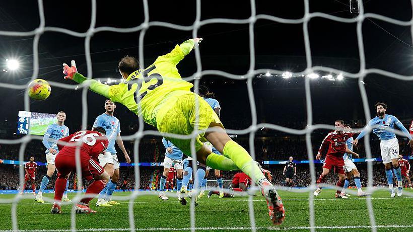 تحلیل تصمیم داوران درباره گل مردود لیورپول مقابل منچسترسیتی